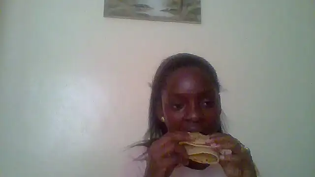 Snapshot of cutest_ebony chatting on December 16, 2025, 12:53 pm cutest ebony online show from December 16, 2025, 12:53 pm
