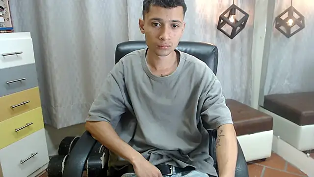 LucassSmith11 online show from May 30, 2026, 3:35 am