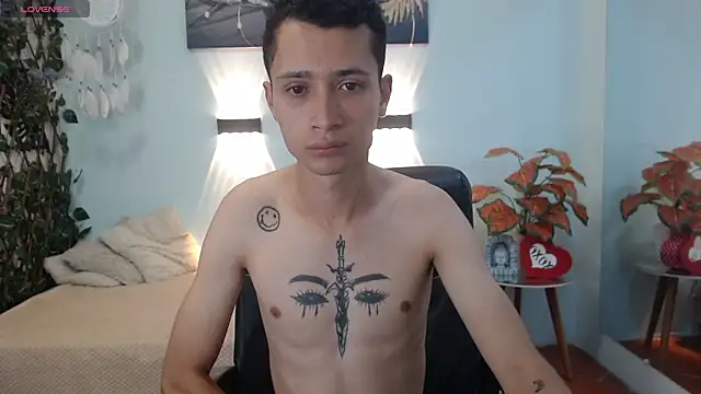 LucassSmith11 online show from December 16, 2025, 11:25 am