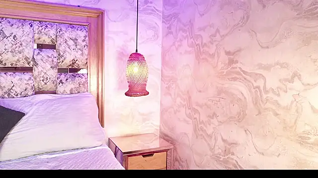 emily dempsey online show from March 27, 2026, 7:04 pm