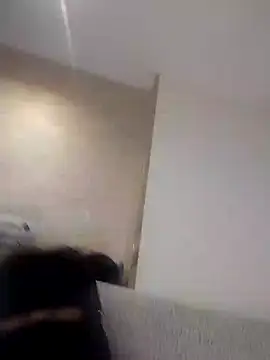 Snapshot of lolotheone chatting on May 20, 2026, 11:24 pm lolotheone online show from May 20, 2026, 11:24 pm