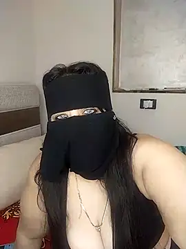 lolotheone online show from February 4, 2026, 12:27 am