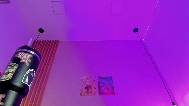 Valerykat  online show from March 4, 2026, 12:13 pm