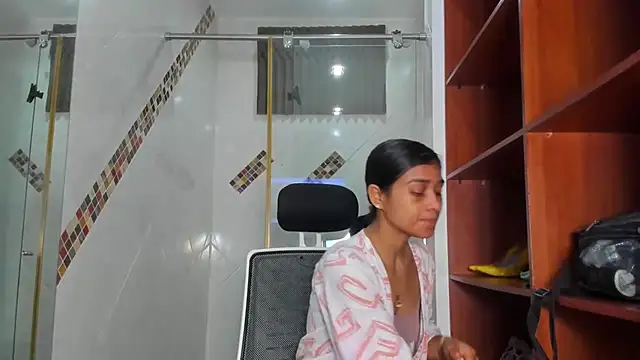 AnitaDuque online show from December 20, 2025, 11:18 pm