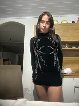 larysinha online show from May 23, 2026, 8:52 pm