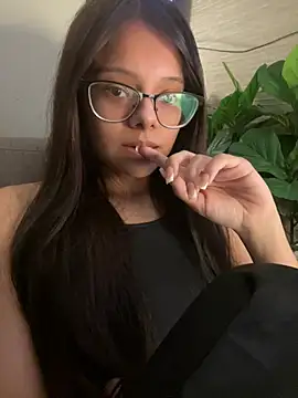 omifresita online show from August 5, 2026, 4:06 am