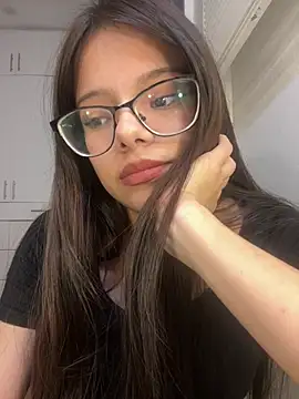 omifresita online show from August 5, 2026, 9:42 pm