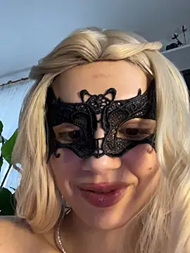 s4rah online show from March 5, 2026, 12:13 pm