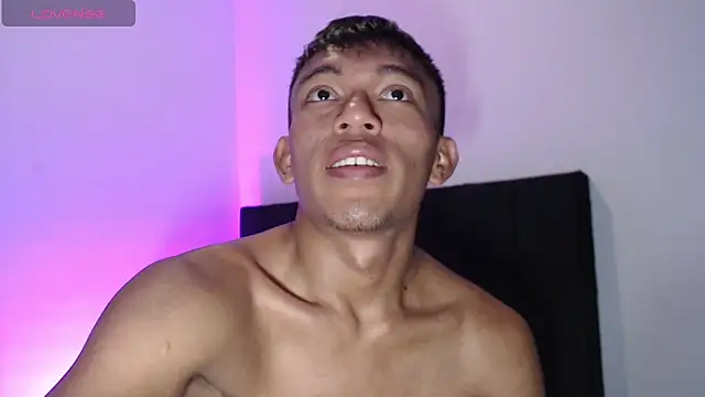 santinaughty online show from December 14, 2025, 5:46 am