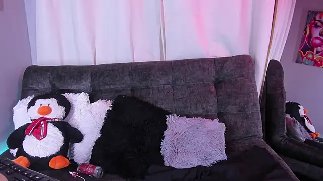 BonnieRitz online show from November 30, 2025, 12:44 am