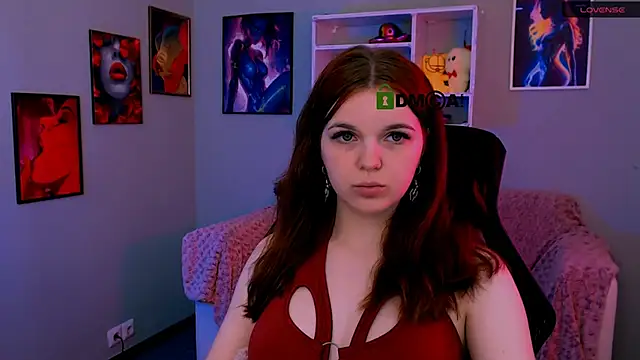 Snapshot of mikameovv chatting on May 13, 2026, 9:38 am mikameovv online show from May 13, 2026, 9:38 am