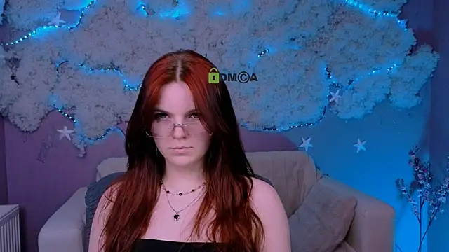 Snapshot of mikameovv chatting on April 22, 2026, 9:38 am mikameovv online show from April 22, 2026, 9:38 am
