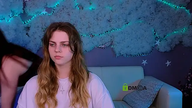 mikameovv online show from March 15, 2026, 3:52 pm