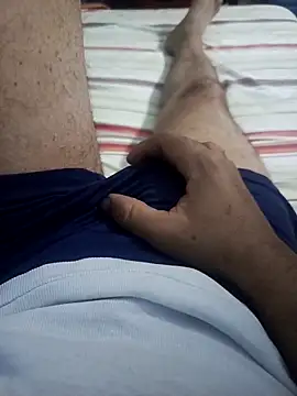 Snapshot of Enrique127 chatting on March 12, 2026, 4:40 am Enrique127 online show from March 12, 2026, 4:40 am