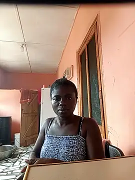 Snapshot of Ghlady1645 chatting on December 17, 2025, 1:49 pm Ghlady1645 online show from December 17, 2025, 1:49 pm