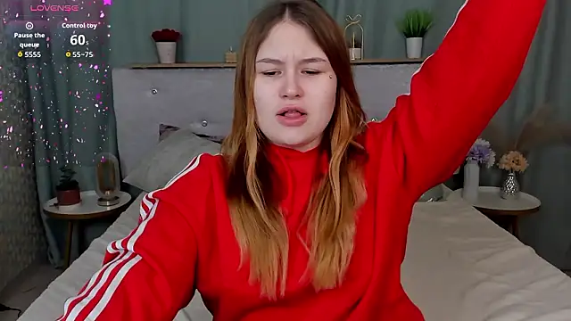 MilanaXHoney online show from March 2, 2026, 12:44 am