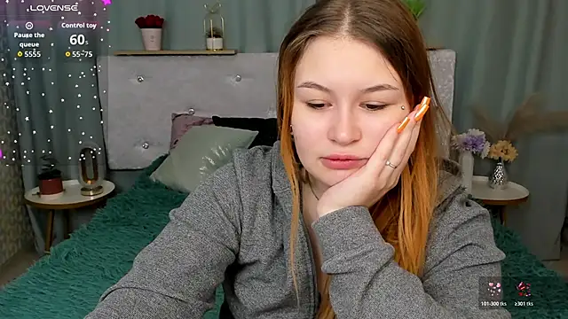 MilanaXHoney online show from February 12, 2026, 12:43 am