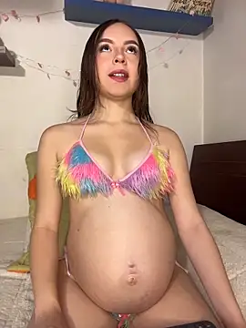 little valen online show from February 24, 2026, 1:17 am