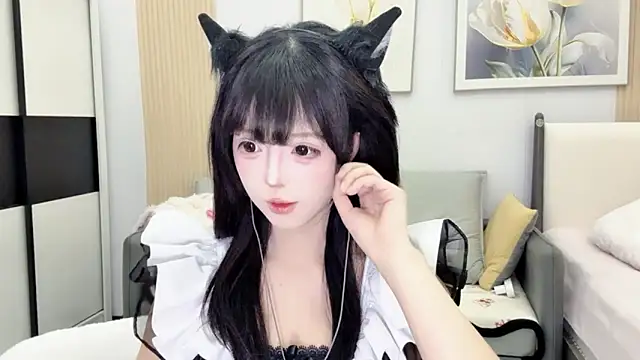 xiaoyu-8888 online show from March 4, 2026, 12:02 pm