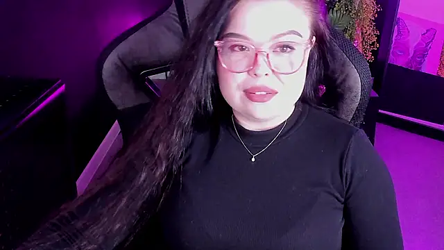 MartishaAddams online show from February 18, 2026, 9:17 am