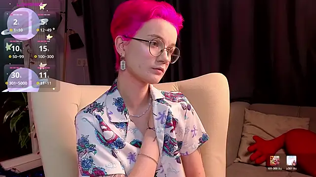 Kitty smalltits online show from January 14, 2026, 4:27 am