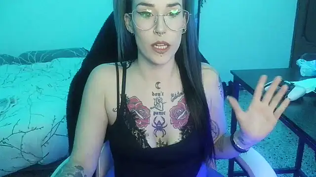 blackrose1997 online show from March 2, 2026, 12:23 pm