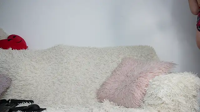 Snapshot of MissNaughtyClass chatting on February 13, 2026, 8:25 am MissNaughtyClass online show from February 13, 2026, 8:25 am