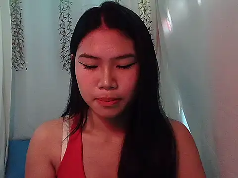 Snapshot of Allysonxx05 chatting on December 20, 2025, 1:30 am Allysonxx05 online show from December 20, 2025, 1:30 am