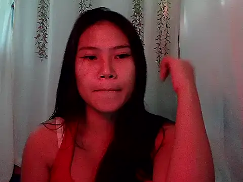 Snapshot of Allysonxx05 chatting on December 19, 2025, 3:10 am Allysonxx05 online show from December 19, 2025, 3:10 am