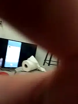 Snapshot of Cuchurus1216 chatting on March 3, 2026, 3:30 pm Cuchurus1216 online show from March 3, 2026, 3:30 pm