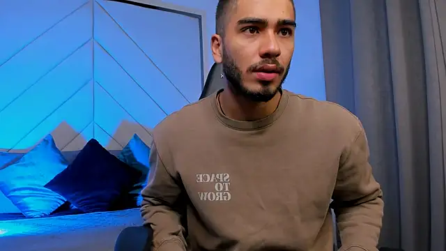 Franco banderas online show from January 14, 2026, 2:31 pm