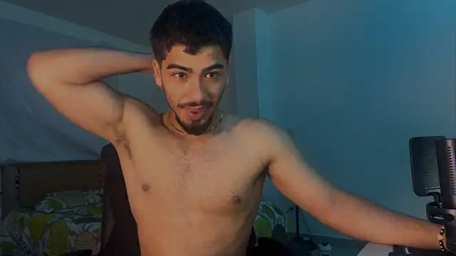 Franco banderas online show from March 18, 2026, 11:35 am