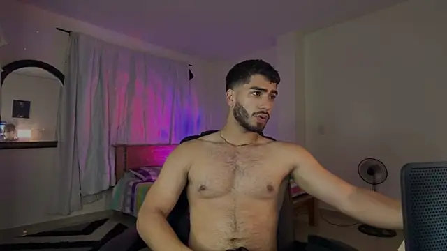 Franco banderas online show from April 23, 2026, 2:40 am