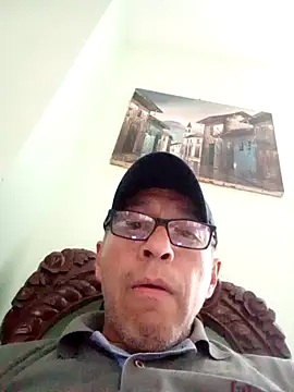 JRAdams23 online show from December 15, 2025, 7:52 pm