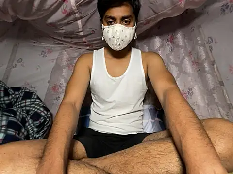 hunterboy2001 online show from March 3, 2026, 8:27 pm