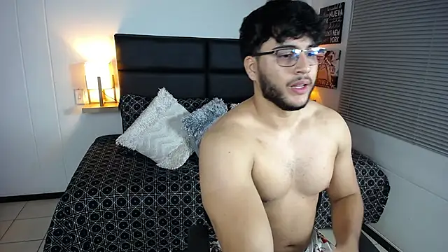 mike foxxx  online show from January 12, 2026, 3:13 am