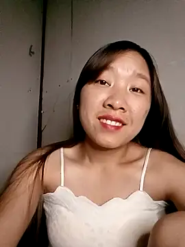 Minsssa20 online show from April 15, 2026, 11:27 am