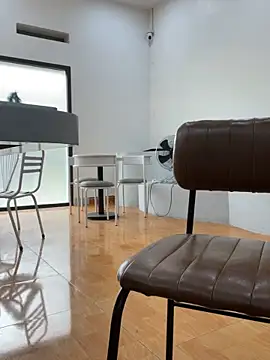 Aiko-Office online show from April 3, 2026, 1:56 am