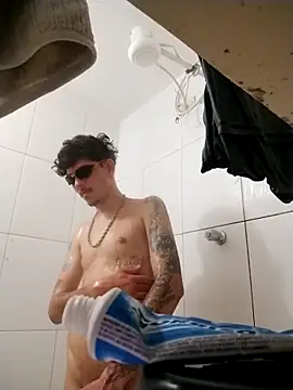 Lucasmk777 online show from December 17, 2025, 11:59 am