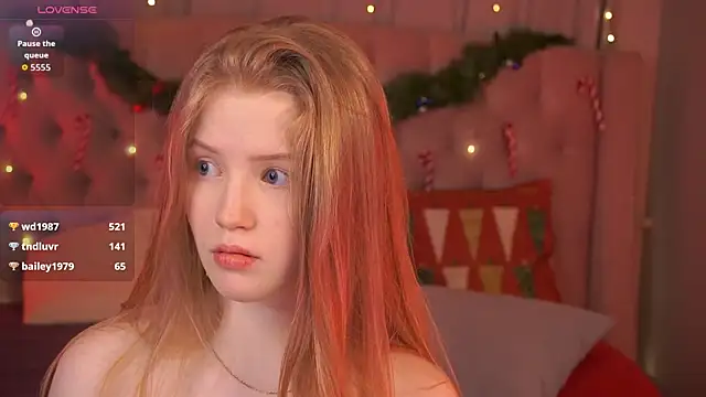 Snapshot of LilianHoward chatting on January 5, 2026, 5:27 pm LilianHoward online show from January 5, 2026, 5:27 pm