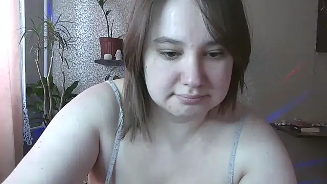 EriikaTwinz online show from February 16, 2026, 9:08 am