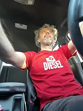 Petebulimia online show from February 16, 2026, 9:45 pm