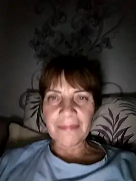 MichelleLove48 online show from December 3, 2025, 10:09 pm