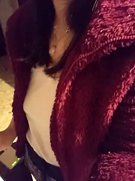 gatitachula93 online show from March 8, 2026, 9:18 pm