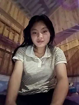Snapshot of Hilary-123 chatting on May 10, 2026, 10:55 pm Hilary-123 online show from May 10, 2026, 10:55 pm