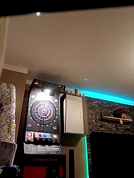 Snapshot of Chiemsee610 chatting on March 16, 2026, 6:43 pm Chiemsee610 online show from March 16, 2026, 6:43 pm