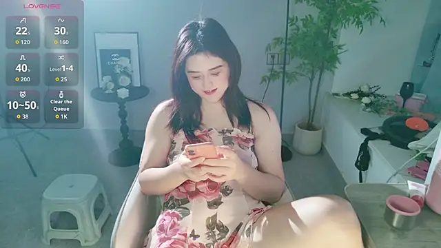 mengjing77 online show from December 22, 2025, 3:23 pm