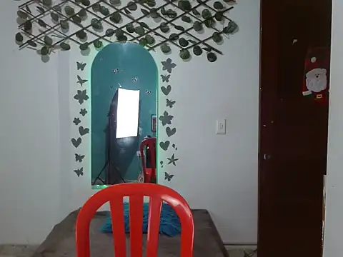 Andreaebony online show from January 12, 2026, 1:29 pm