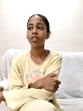 Snapshot of IndianSativa2 chatting on December 14, 2025, 12:06 am IndianSativa2 online show from December 14, 2025, 12:06 am