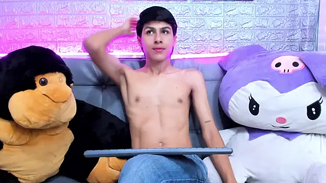 StormLuxX online show from January 16, 2026, 12:42 pm